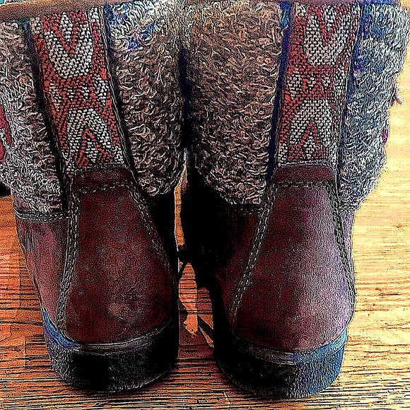 Fabulous Tecnica NEWInBox.Italy.DarkBrownSuede&Shearling.Sicilian/Moorish Design - Picture 8 of 15